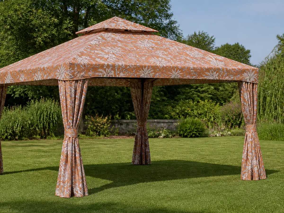 flat roof tent branding