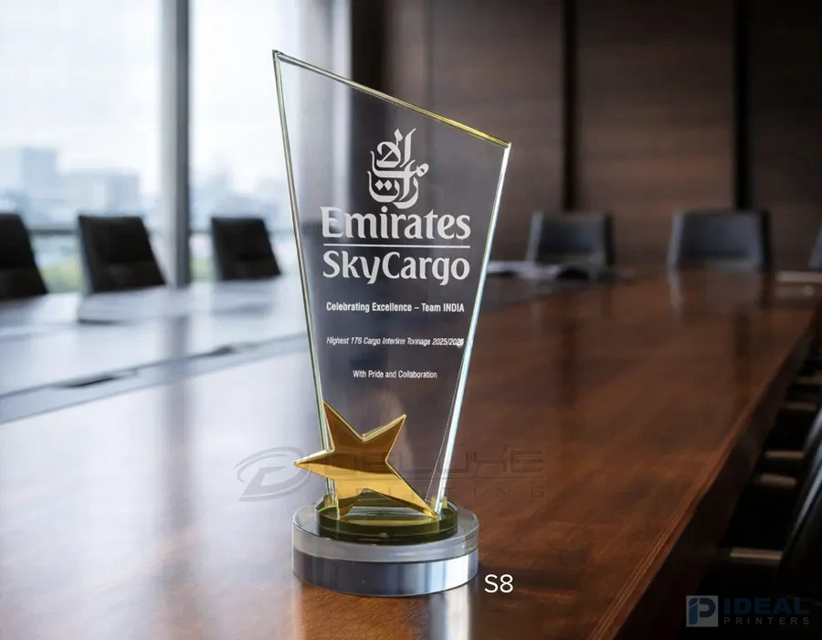 crystal-trophies-dubai in Lahore