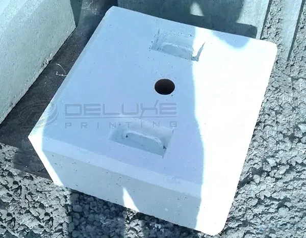 Square Concrete Base (160 kgs)